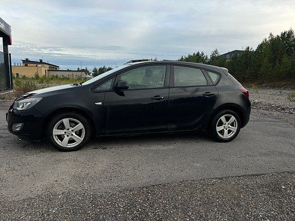 Opel Astra 3 of 30