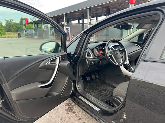 Opel Astra 5 of 30