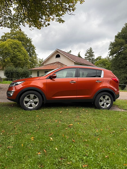 Kia Sportage 3 of 9