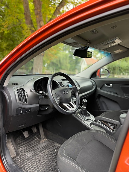 Kia Sportage 7 of 9