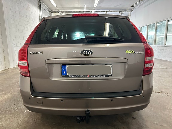 Kia Ceed 5 of 10