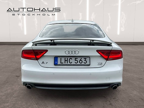 Audi A7 5 of 22