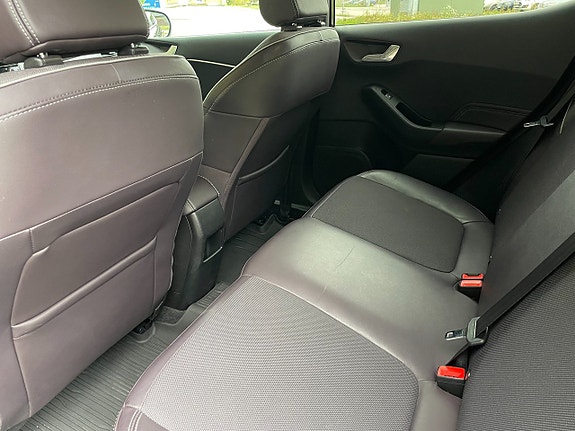 Ford Fiesta 8 of 8