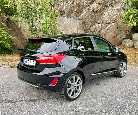 Ford Fiesta 4 of 8