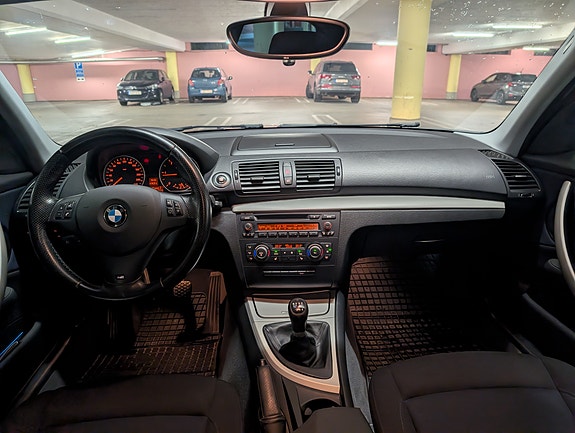 BMW 118d 9 of 23