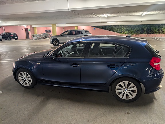 BMW 118d 3 of 23