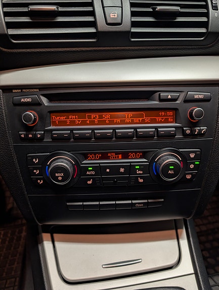 BMW 118d 17 of 23