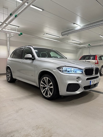 BMW X5 2 of 14