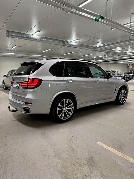 BMW X5 3 of 14