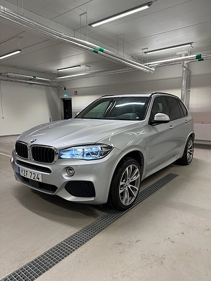BMW X5 4 of 14