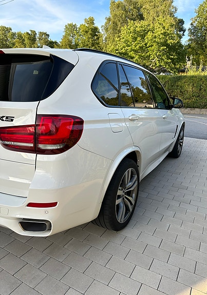 BMW X5 4 of 11