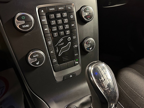 Volvo V40 15 of 25
