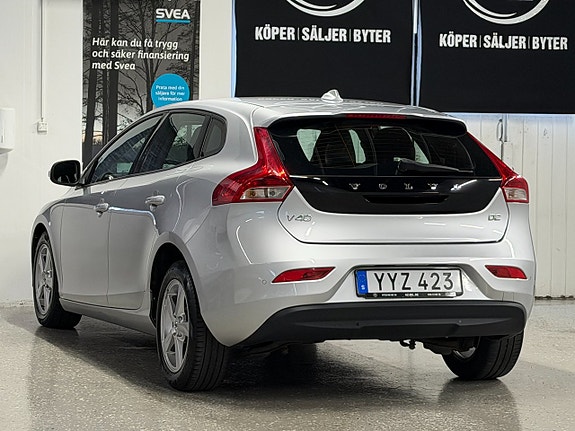 Volvo V40 6 of 25