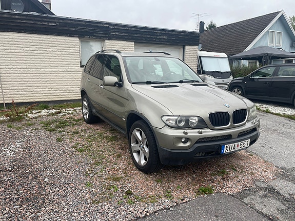 BMW X5 9 of 12