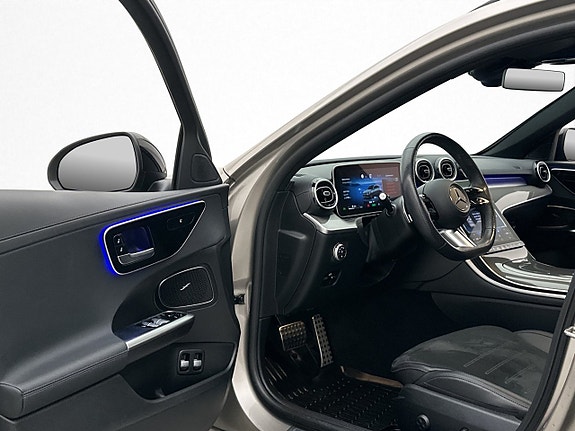 Mercedes-Benz C300 e 8 of 29