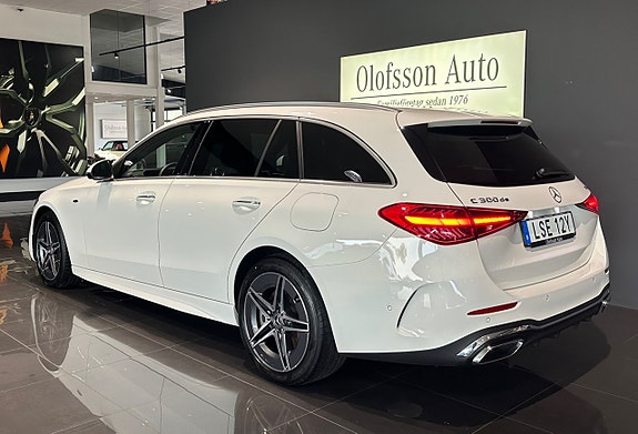 Mercedes-Benz C300 de 3 of 18