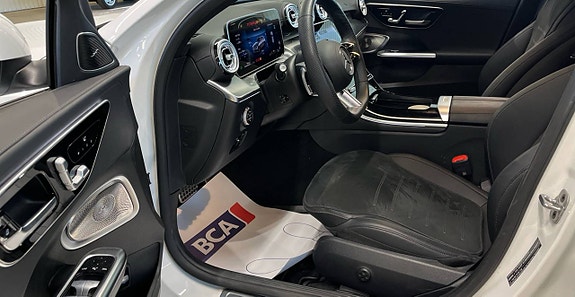 Mercedes-Benz C300 de 4 of 11