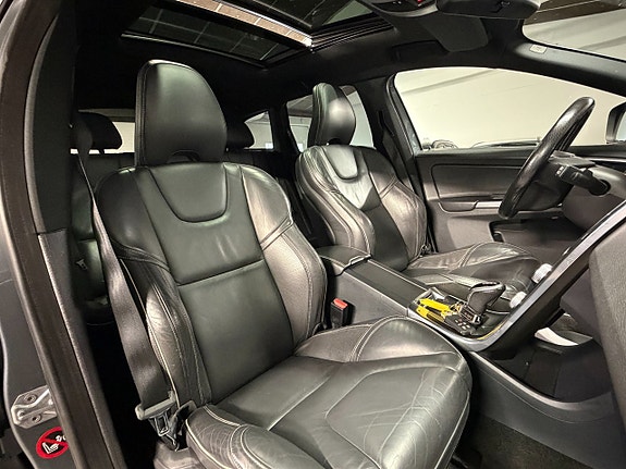 Volvo XC60 22 of 24