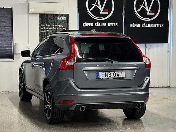 Volvo XC60 5 of 24