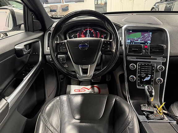 Volvo XC60 10 of 24