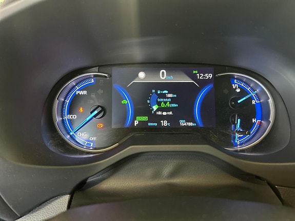 Toyota RAV4 15 of 19