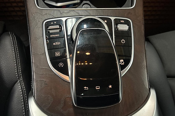 Mercedes-Benz GLC220 d 21 of 26
