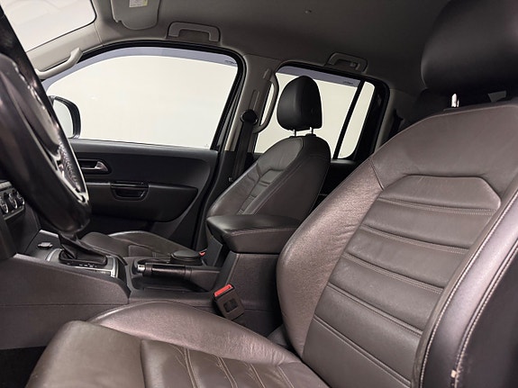 Volkswagen Amarok 18 of 24