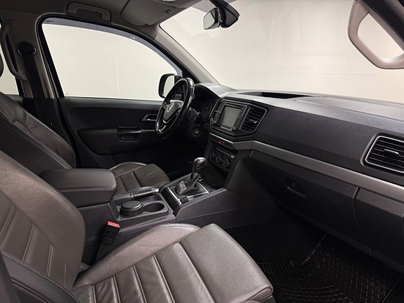 Volkswagen Amarok 15 of 24