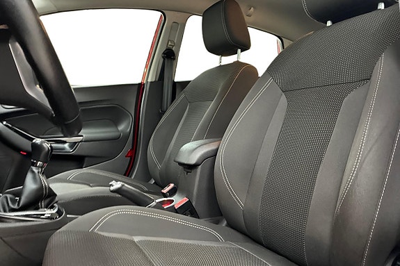 Ford Fiesta 13 of 20