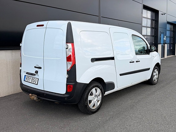 Nissan NV250 3 of 14