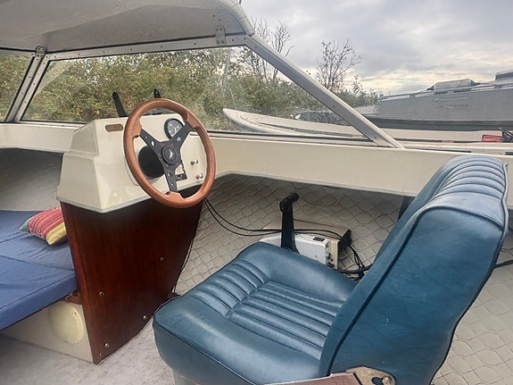 Örnvik 530 HT - mycket båt för lite pengar 4 of 8