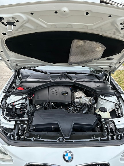 BMW 116i 6 of 9