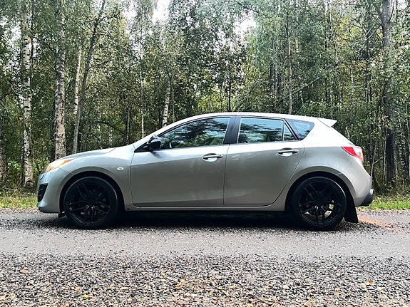 Mazda 3 4 of 26