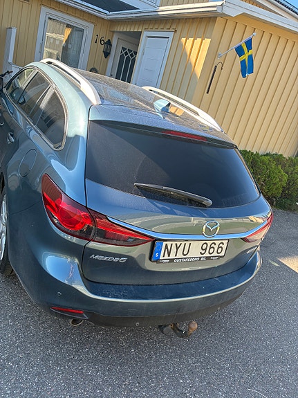 Mazda 6 3 of 3