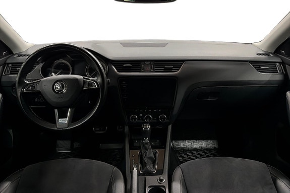 Skoda Octavia Scout 12 of 26