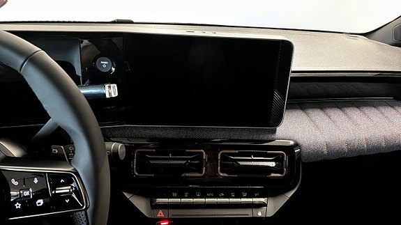 Renault 4 E-Tech 12 of 12