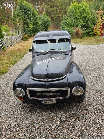 Volvo PV445 4 of 12