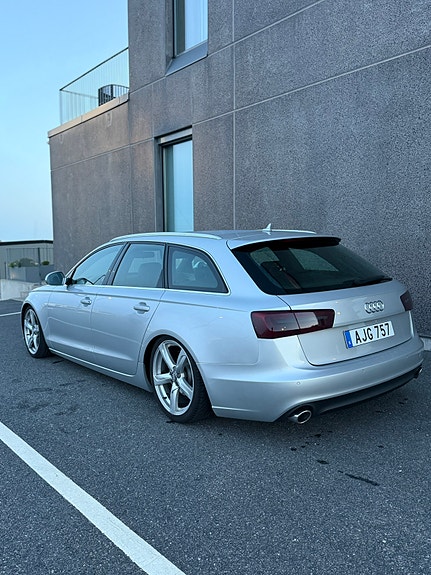 Audi A6 4 of 12