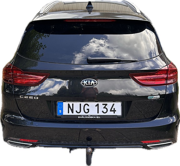 Kia Ceed 2 of 4