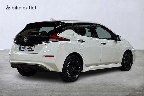 Nissan Leaf 6 of 28