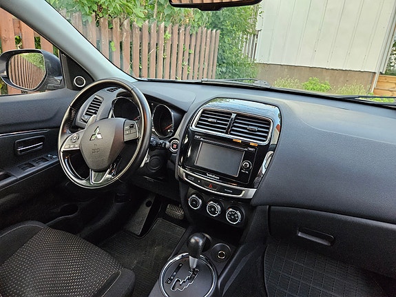 Mitsubishi ASX 4 of 8
