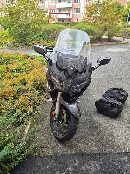 Yamaha FJR1300A 3 of 7