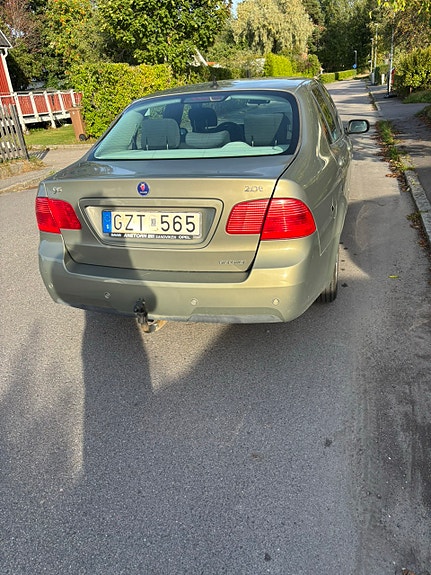 Saab 9-5 4 of 5