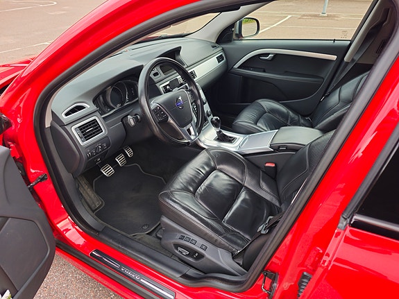 Volvo V70 5 of 6