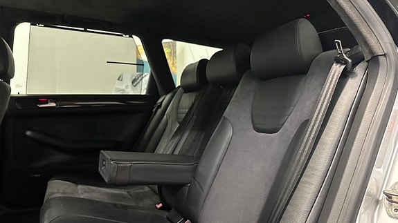 Audi S6 16 of 27