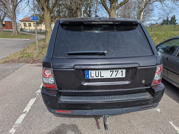 Land Rover Range Rover Sport 5 of 15