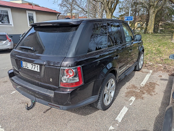 Land Rover Range Rover Sport 4 of 15