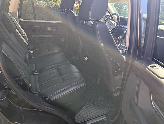 Land Rover Range Rover Sport 13 of 15