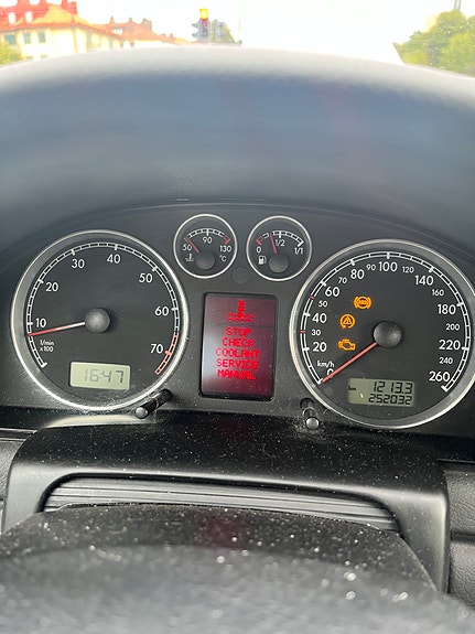 Volkswagen Passat 3 of 3