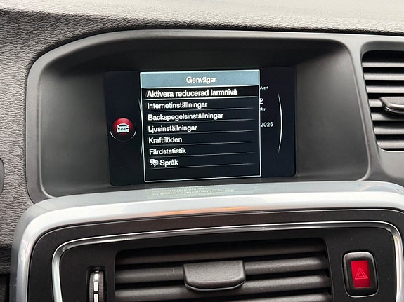 Volvo V60 14 of 15